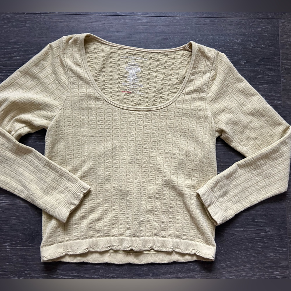 Anthropologie light mustard yellow stretch knit modal Top Sz Med - full to crop